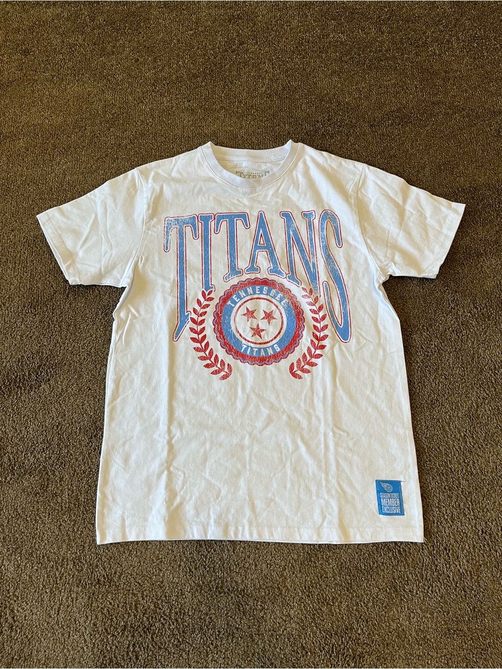 Tennessee Titans White Graphic Tee Men’s M NFL Season Ticket Member Exclusive